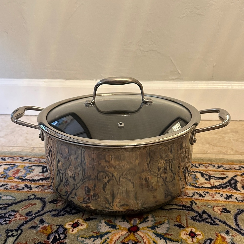 Hexclad 8qt Stock Pot with Lid